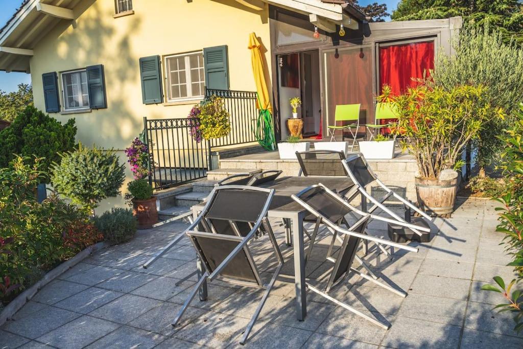 Cheerful Villa With Fireplace, Bath-Tub And Garden Noville Экстерьер фото